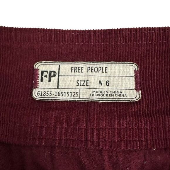 Free People Womens size 6 Skirt Mini Short Burgundy Corduroy Button Front - Picture 4 of 8